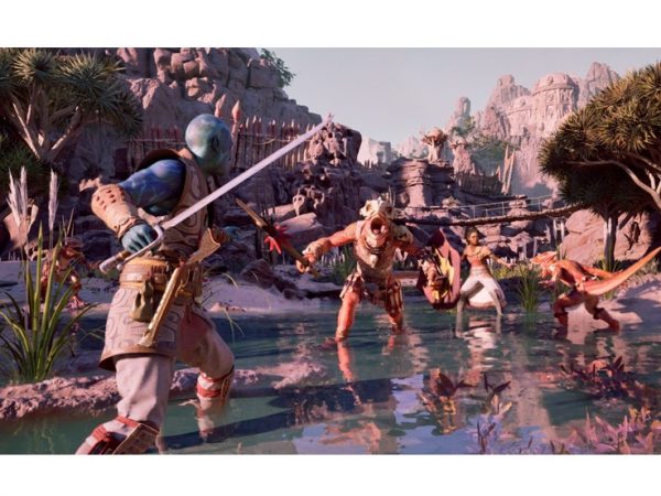 Aliens battling in shallow water